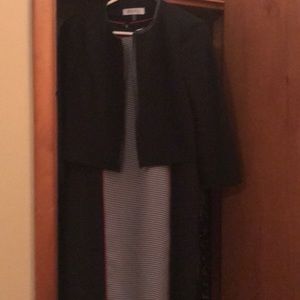 2 piece like new Kasper dress suit